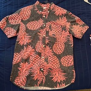 Old Navy button up shirt size medium